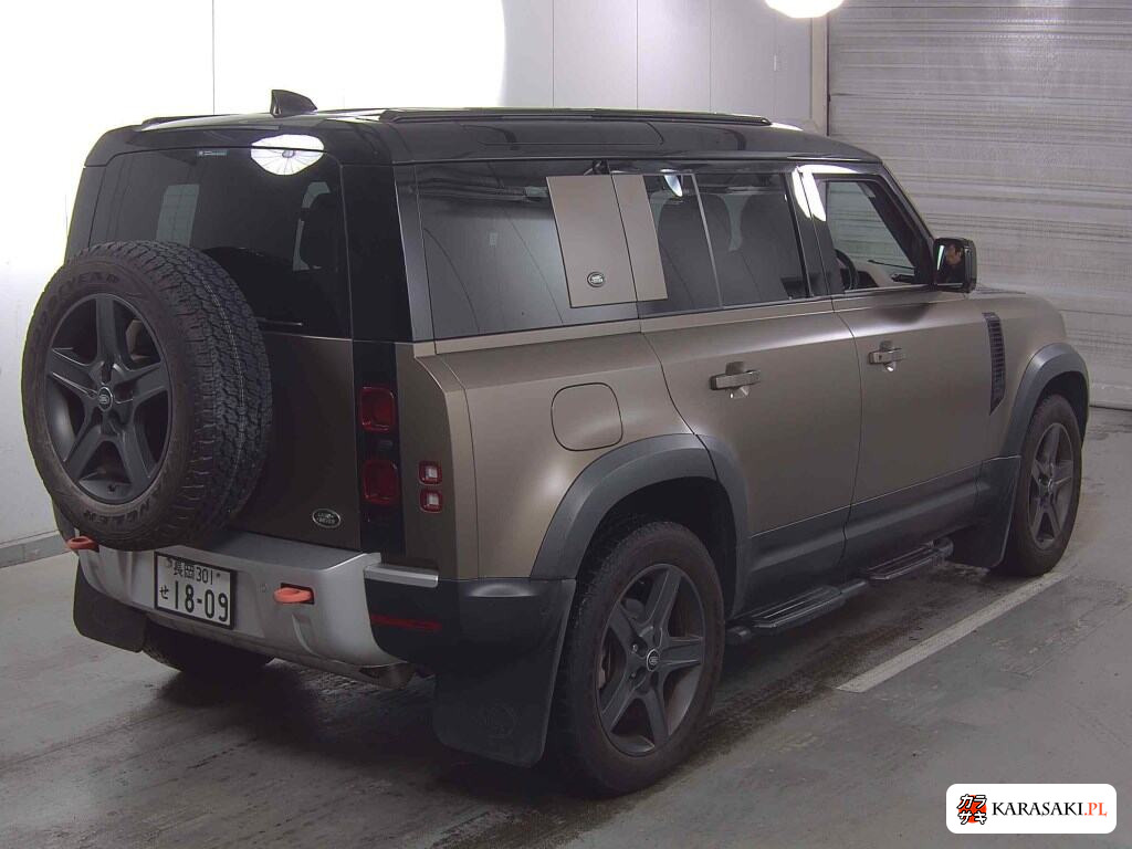 Land Rover Defender 2022 z aukcji japońskiej