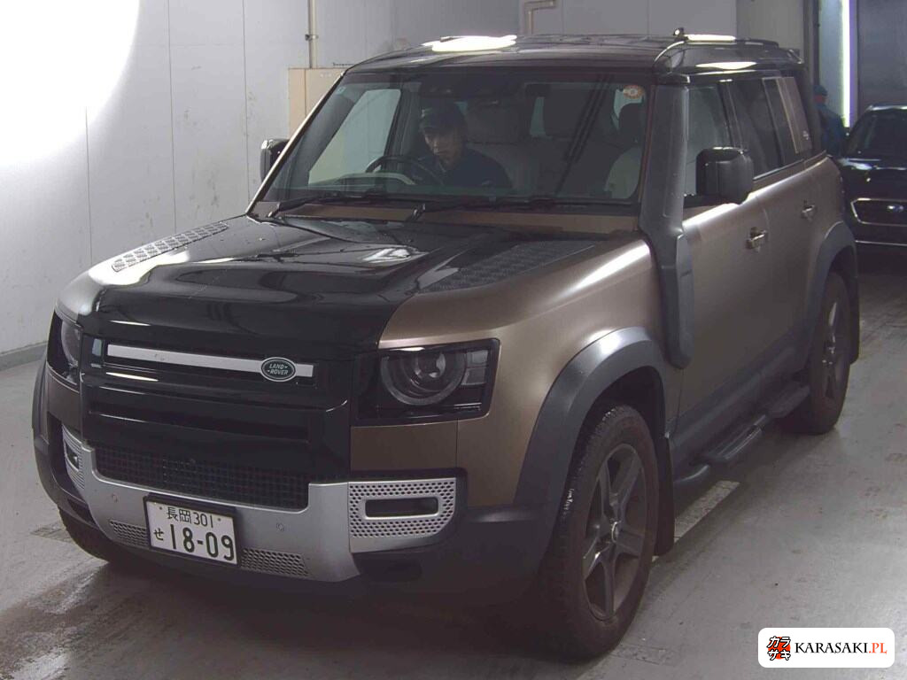 Land Rover Defender 2022 z aukcji japońskiej
