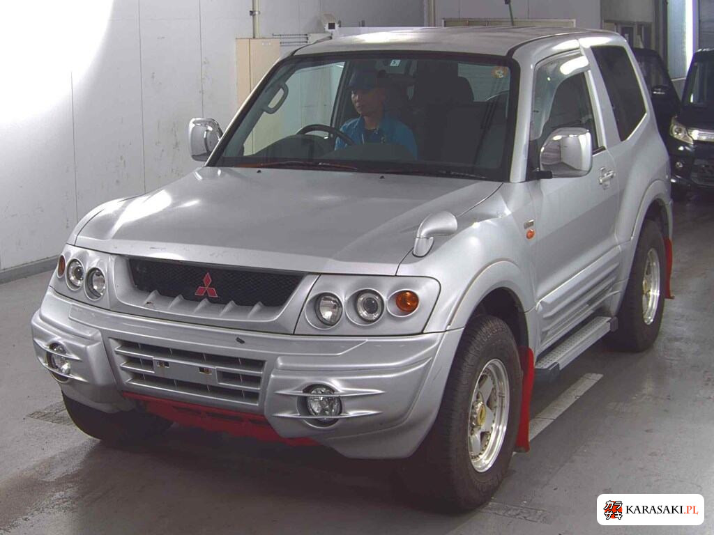Mitsubishi Pajero 2000 z aukcji japońskiej