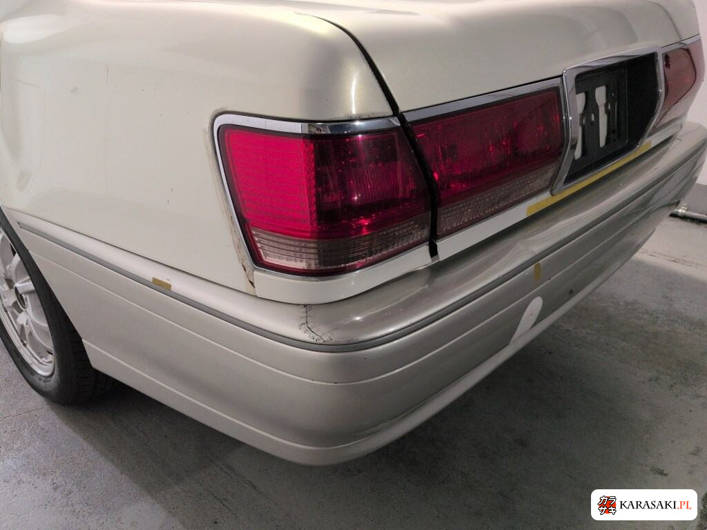 Toyota Crown 2003 z aukcji japońskiej