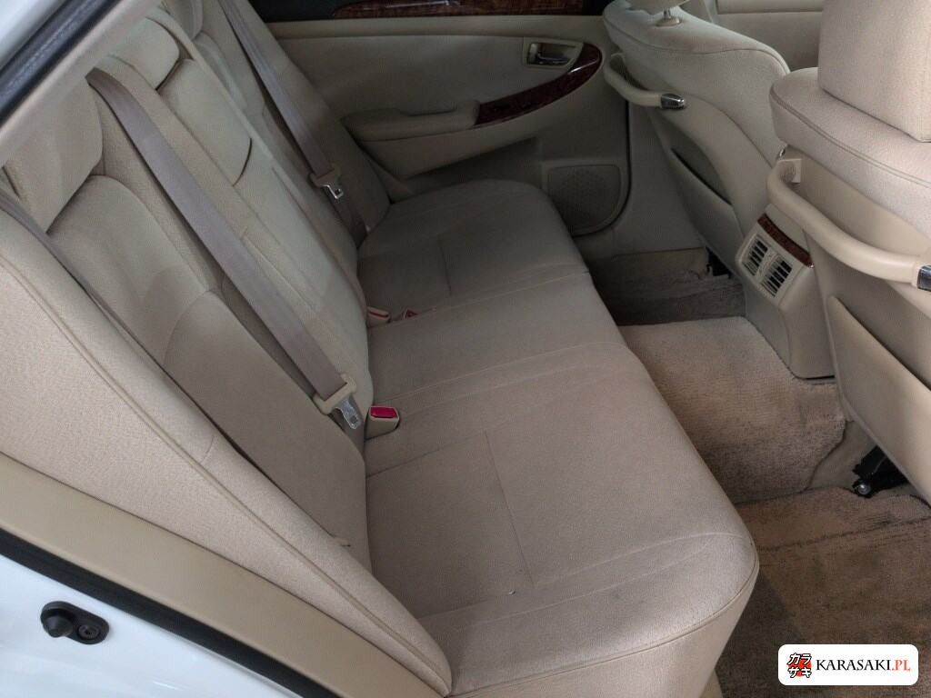 Toyota Crown 2005 z aukcji japońskiej