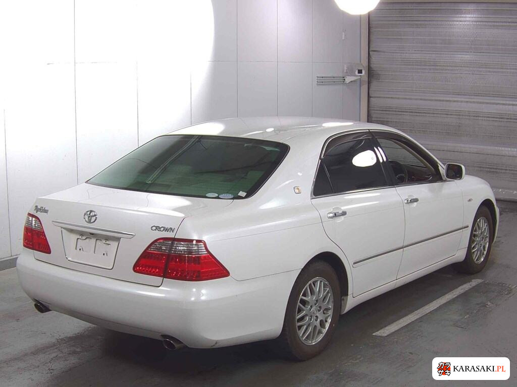 Toyota Crown 2005 z aukcji japońskiej