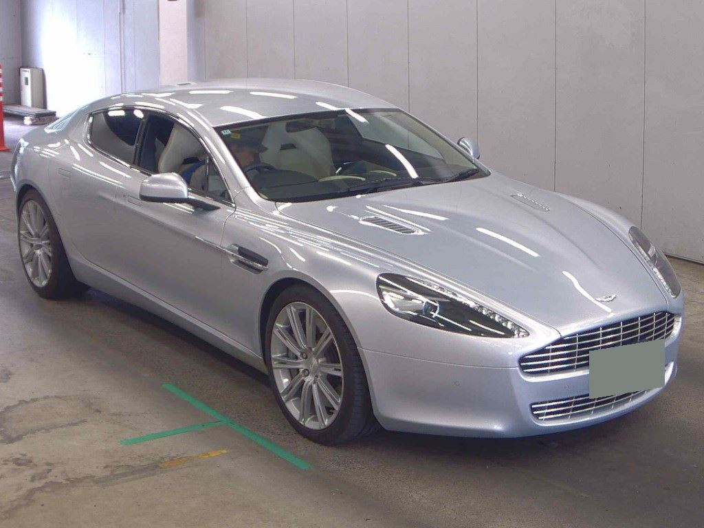 Aston Martin Rapide 2010 z aukcji japońskiej