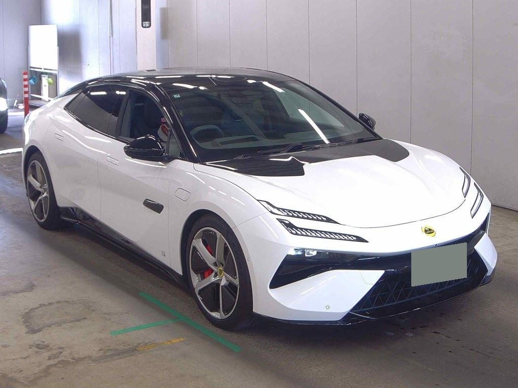 Lotus Others 2025 z aukcji japońskiej