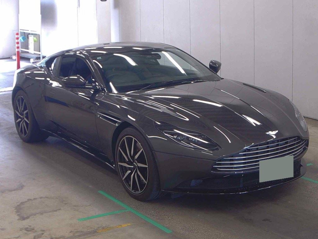Aston Martin DB11 2019 з японського аукціону