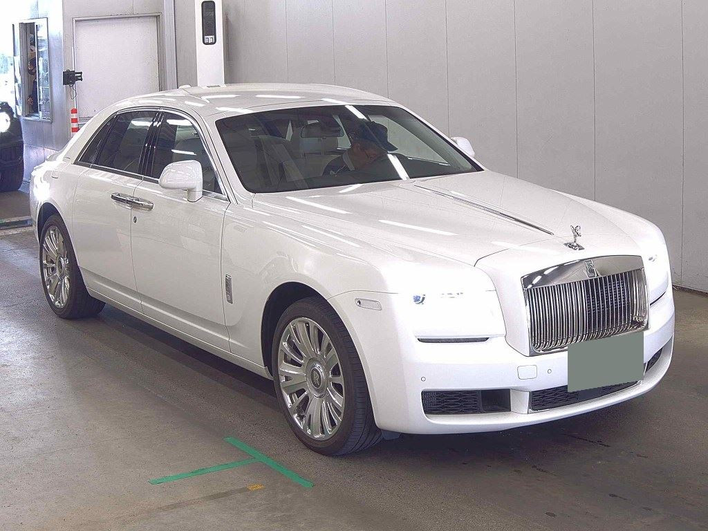 Rolls-Royce Ghost 2018 from a Japanese auction