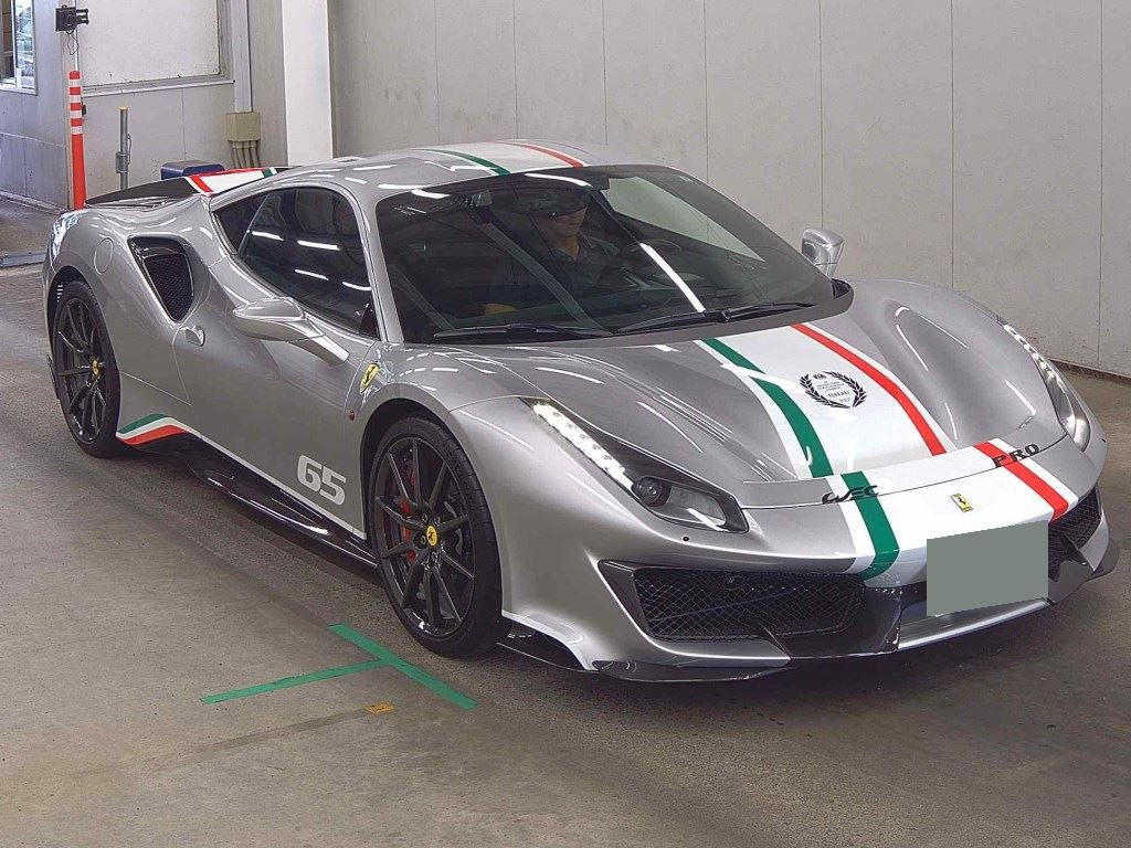Ferrari 488 2019 z aukcji japońskiej