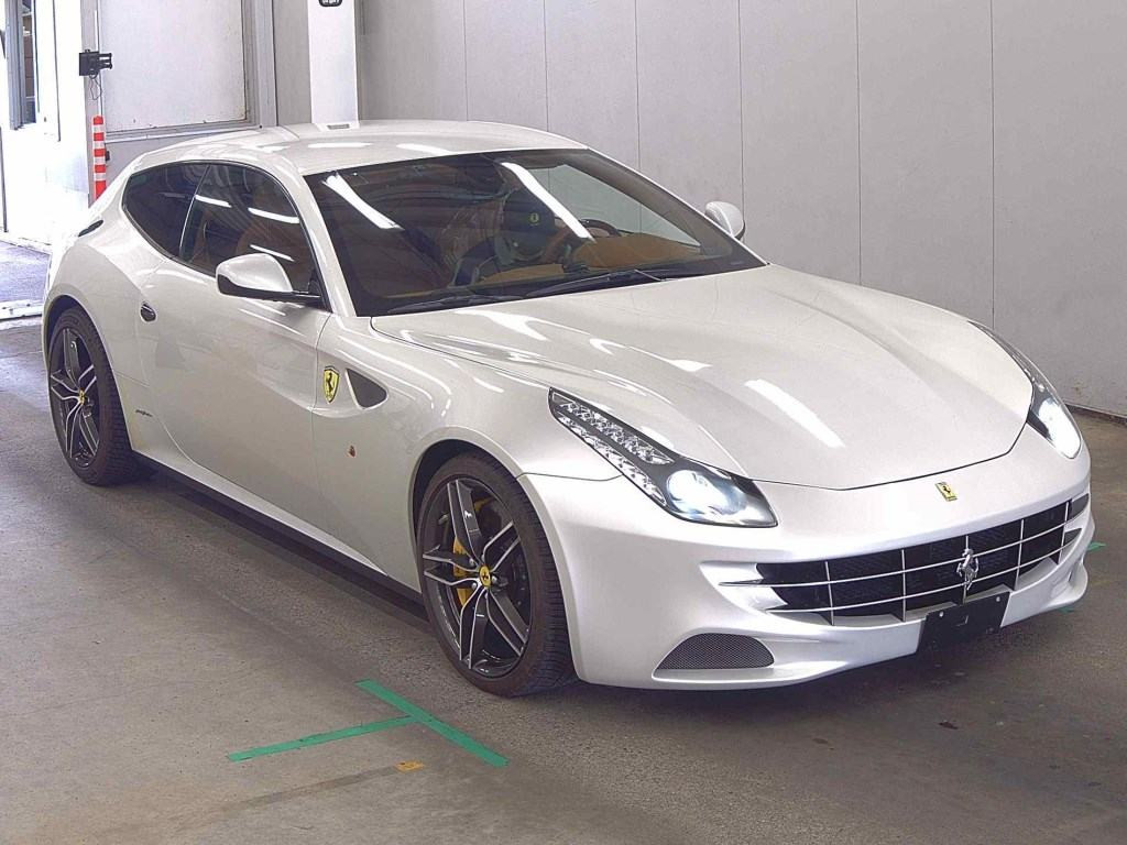 Ferrari FF 2012 z aukcji japońskiej