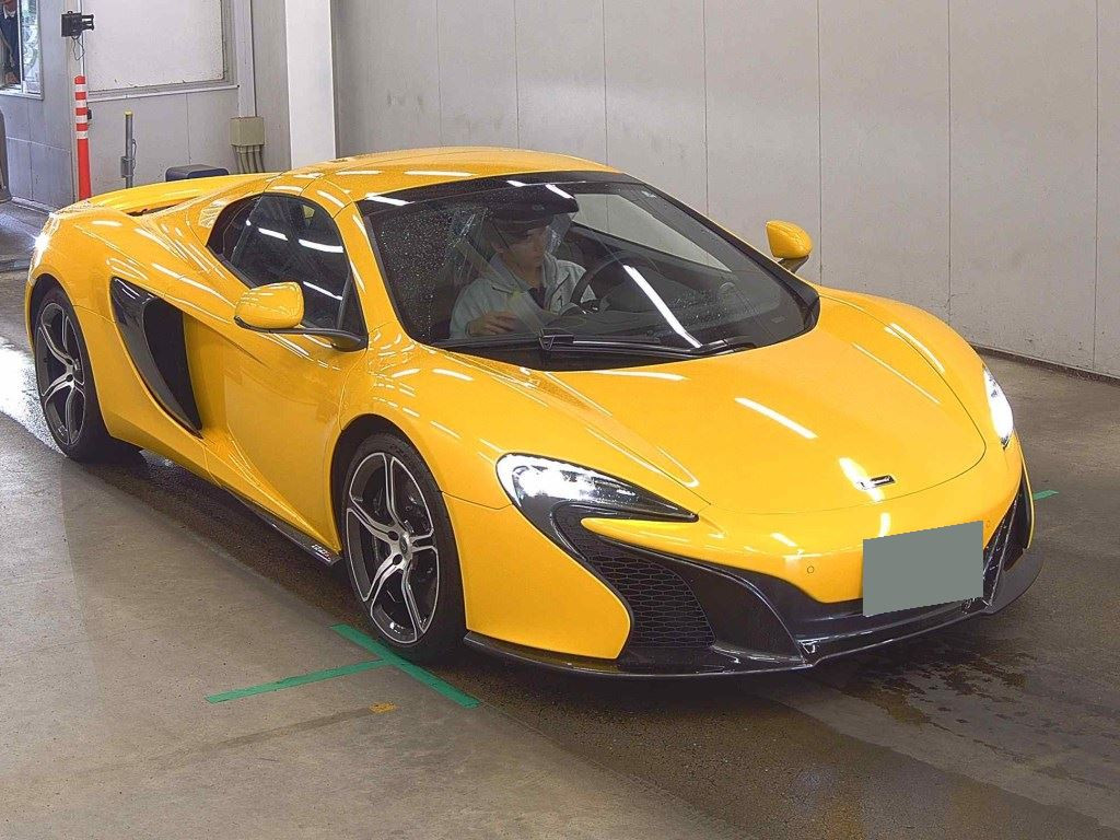 Mclaren 650S 2016 z aukcji japońskiej