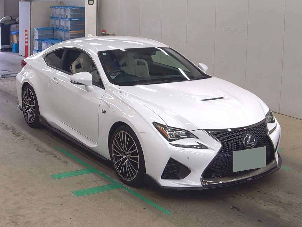 Lexus RC F 2015 z aukcji japońskiej