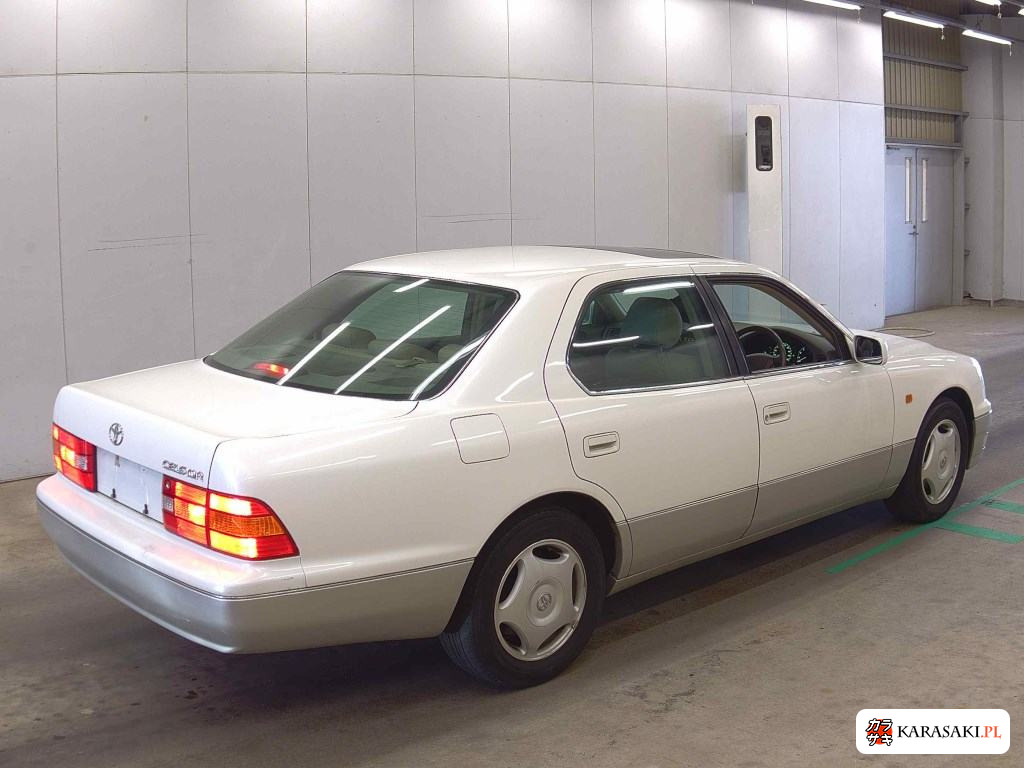 1998 Toyota UCF20 4