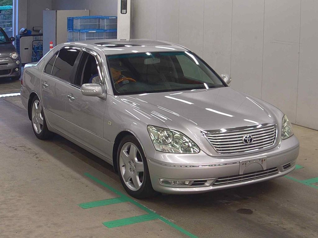 Toyota Celsior 2003 z aukcji japońskiej
