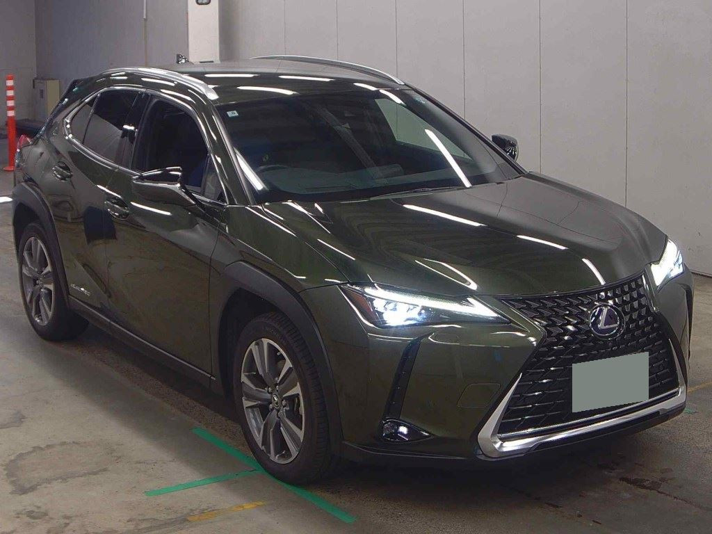 Lexus UX300E 2021 з японського аукціону