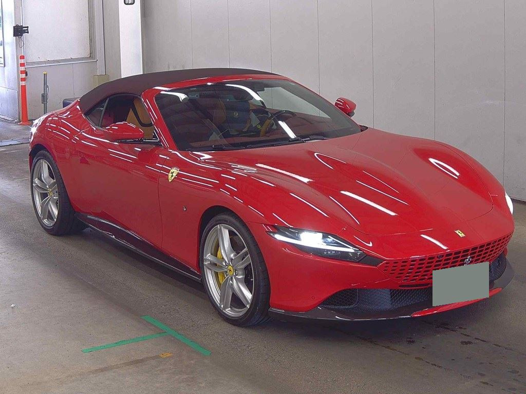 Ferrari Roma 2024 z aukcji japońskiej