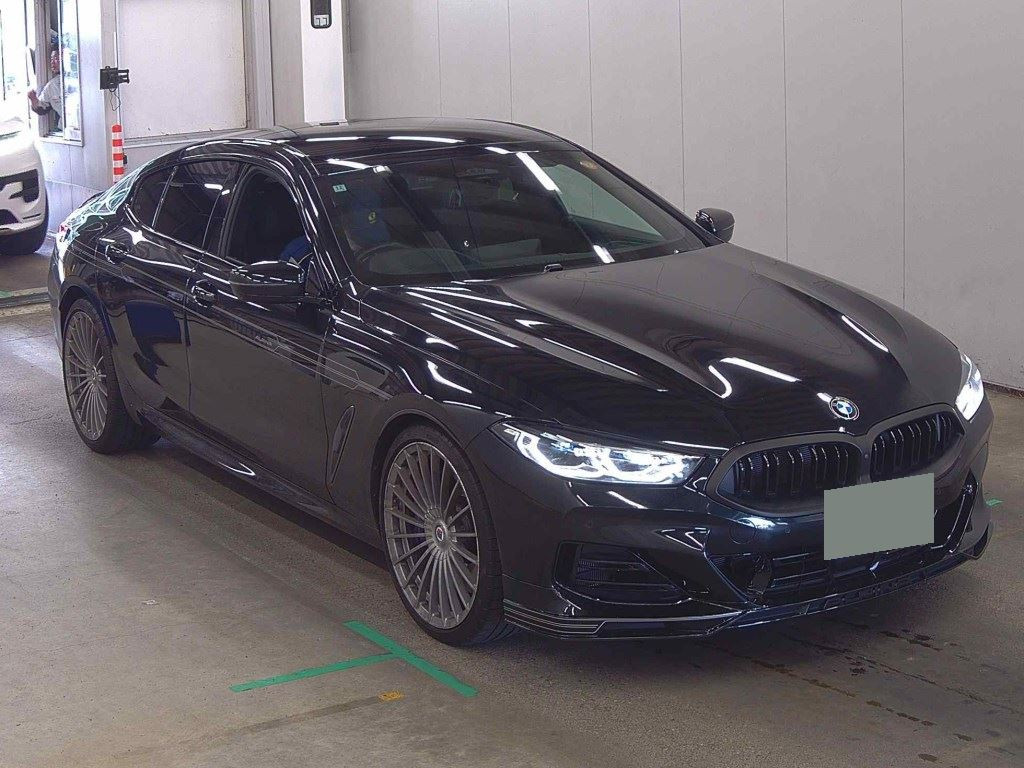 BMW Alpina B8 2024 з японського аукціону