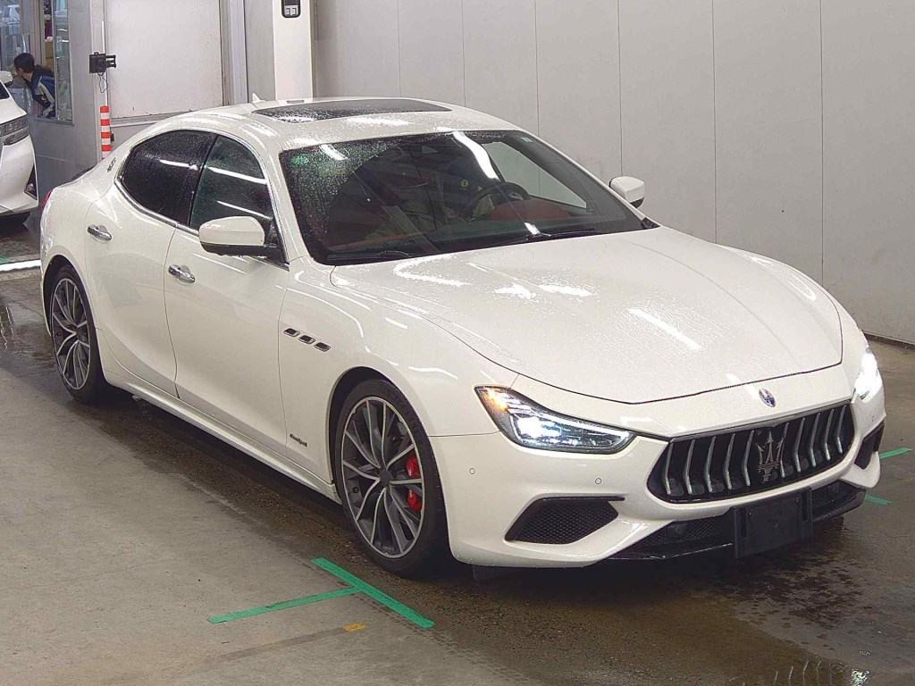 Maserati Ghibli 2019 з японського аукціону
