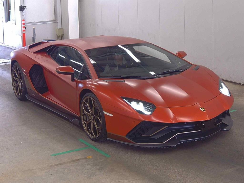 Lamborghini Aventador 2022 з японського аукціону