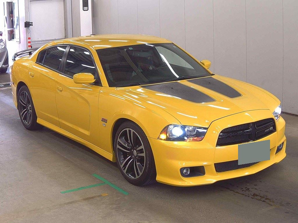Dodge Charger 2013 z aukcji japońskiej