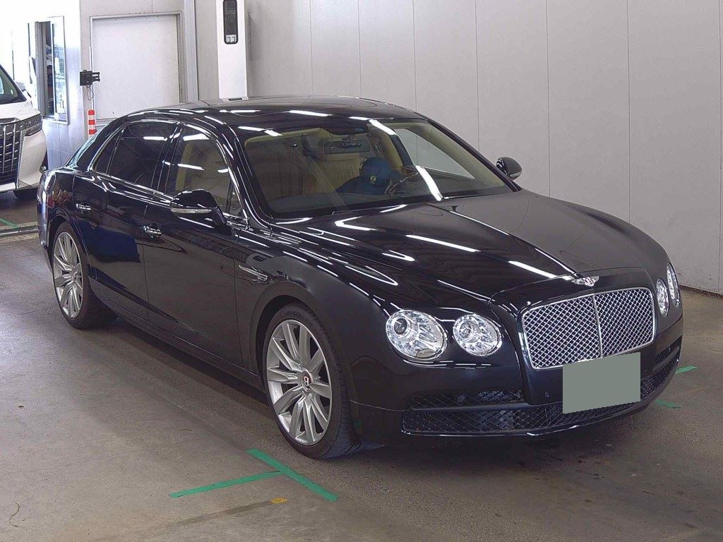 Bentley Flying Spur 2016 z aukcji japońskiej