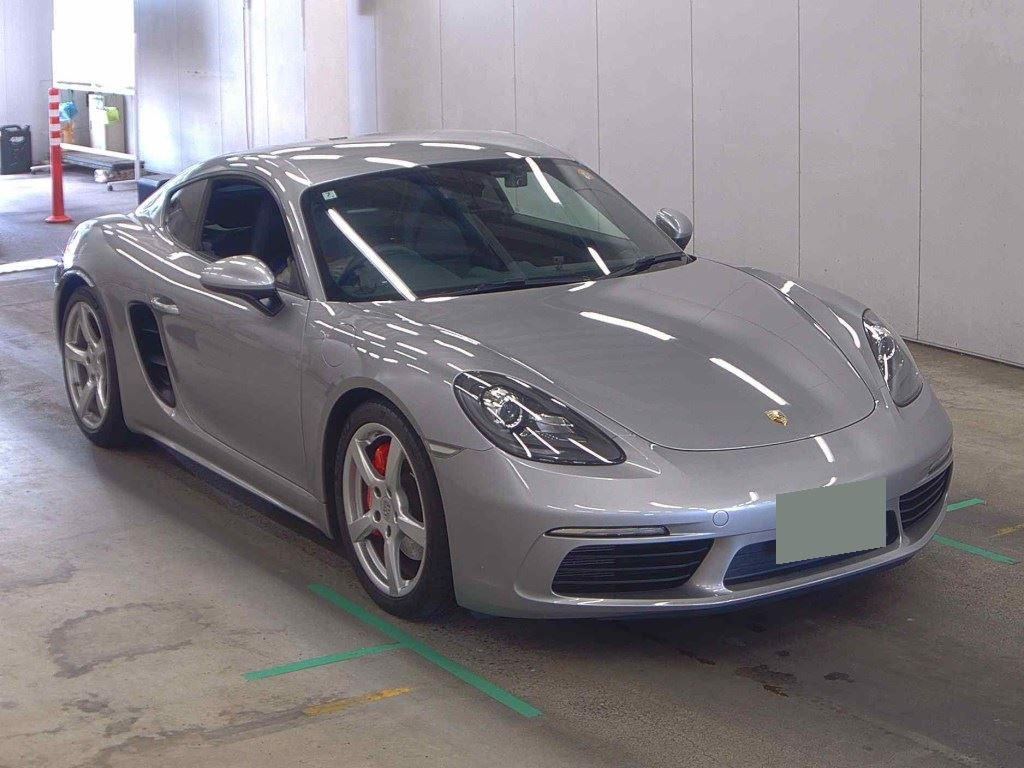 Porsche 718 Cayman 2016 z aukcji japońskiej