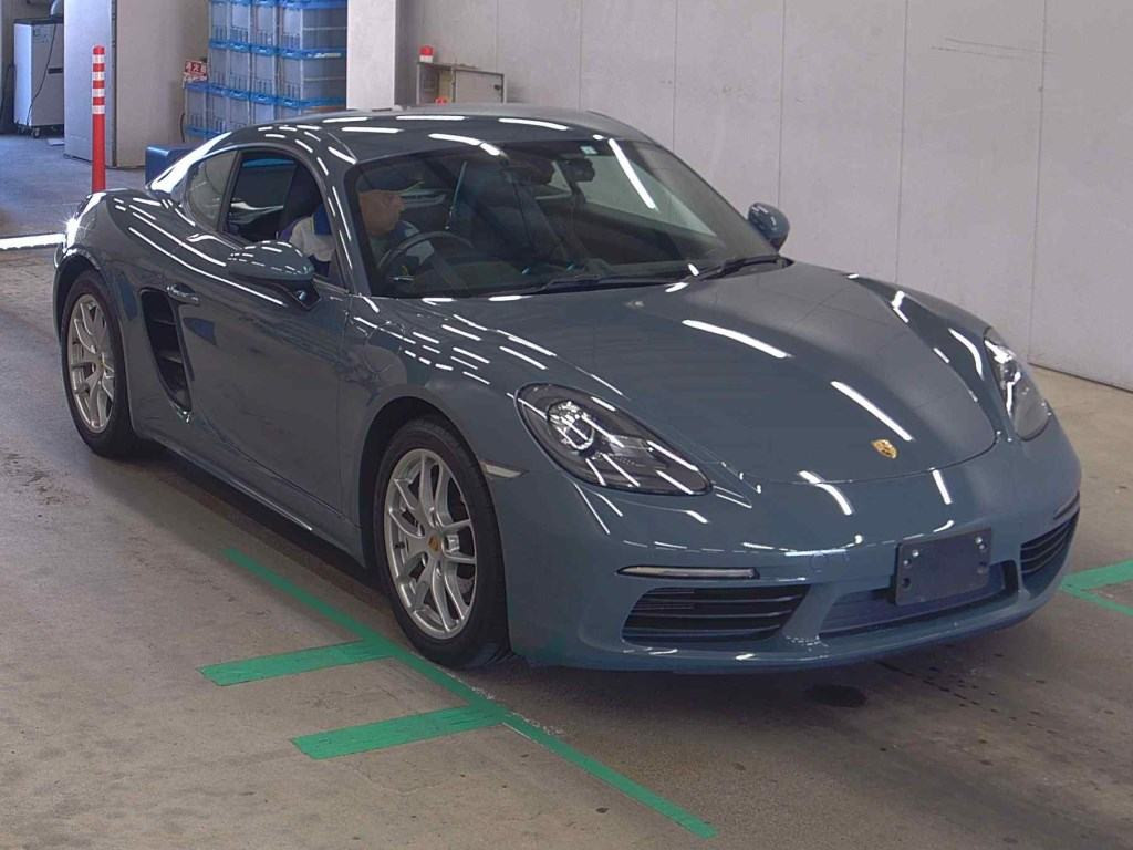 Porsche 718 Cayman 2016 z aukcji japońskiej