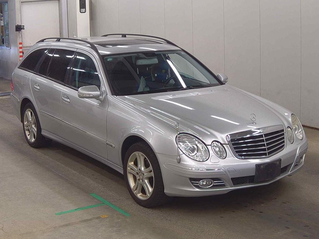 Mercedes Benz E-Class Stationwagon 2007 z aukcji japońskiej