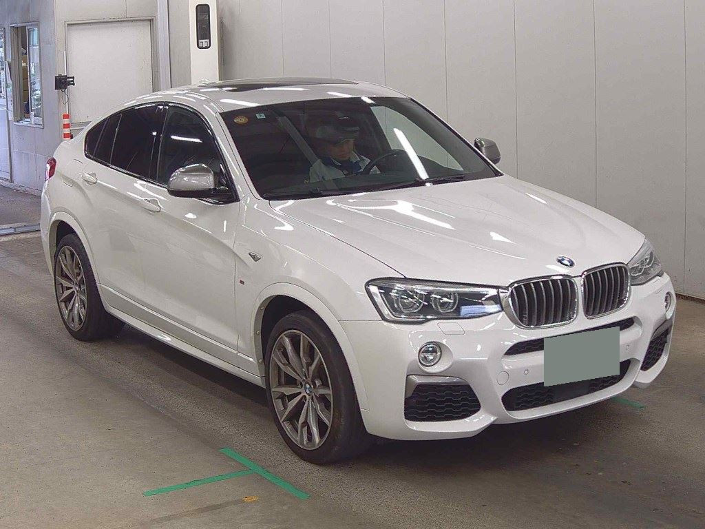 BMW X4 2016 z aukcji japońskiej