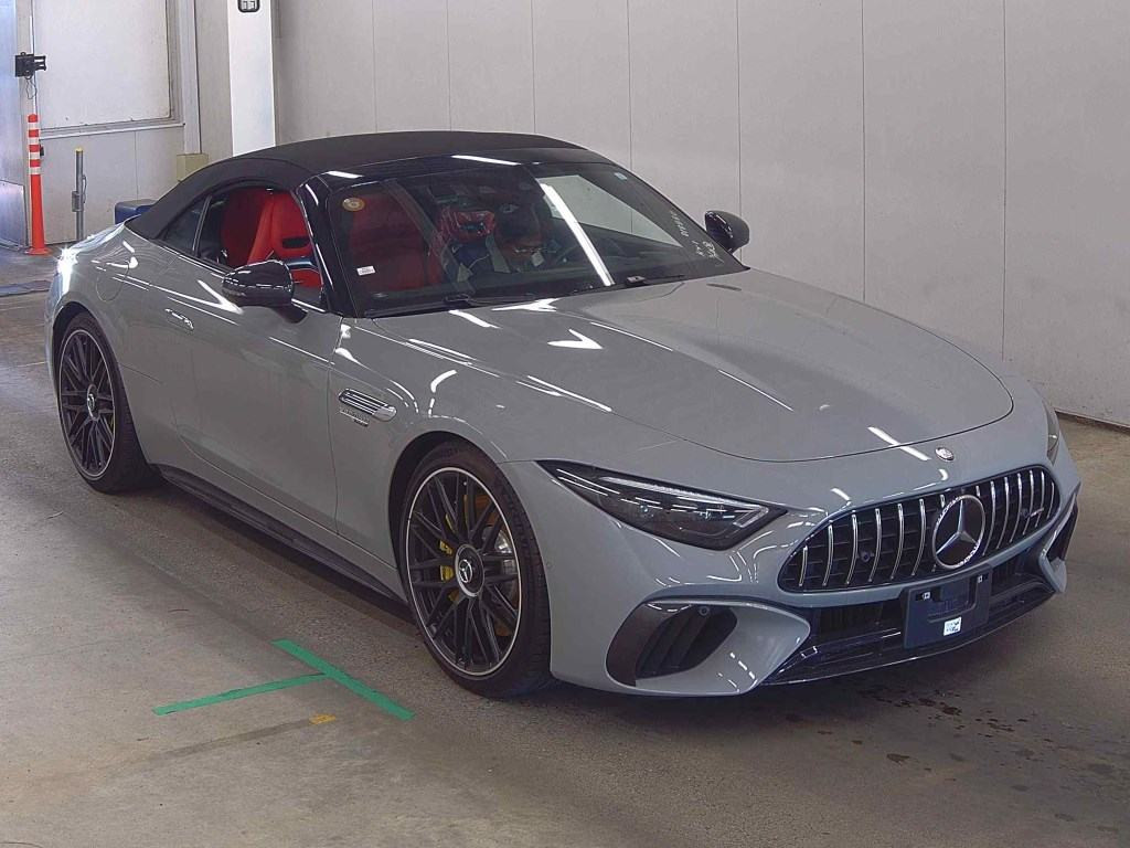 Mercedes AMG SL 2023 z aukcji japońskiej