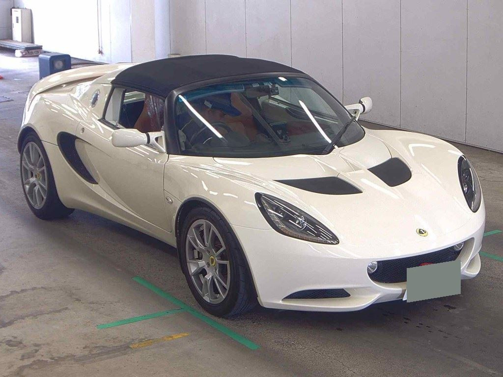 Lotus Elise 2016 z aukcji japońskiej