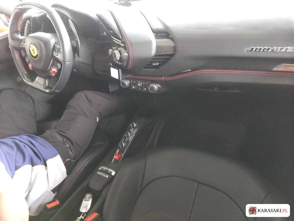 2017 Ferrari 488 GTB Base Grade 5