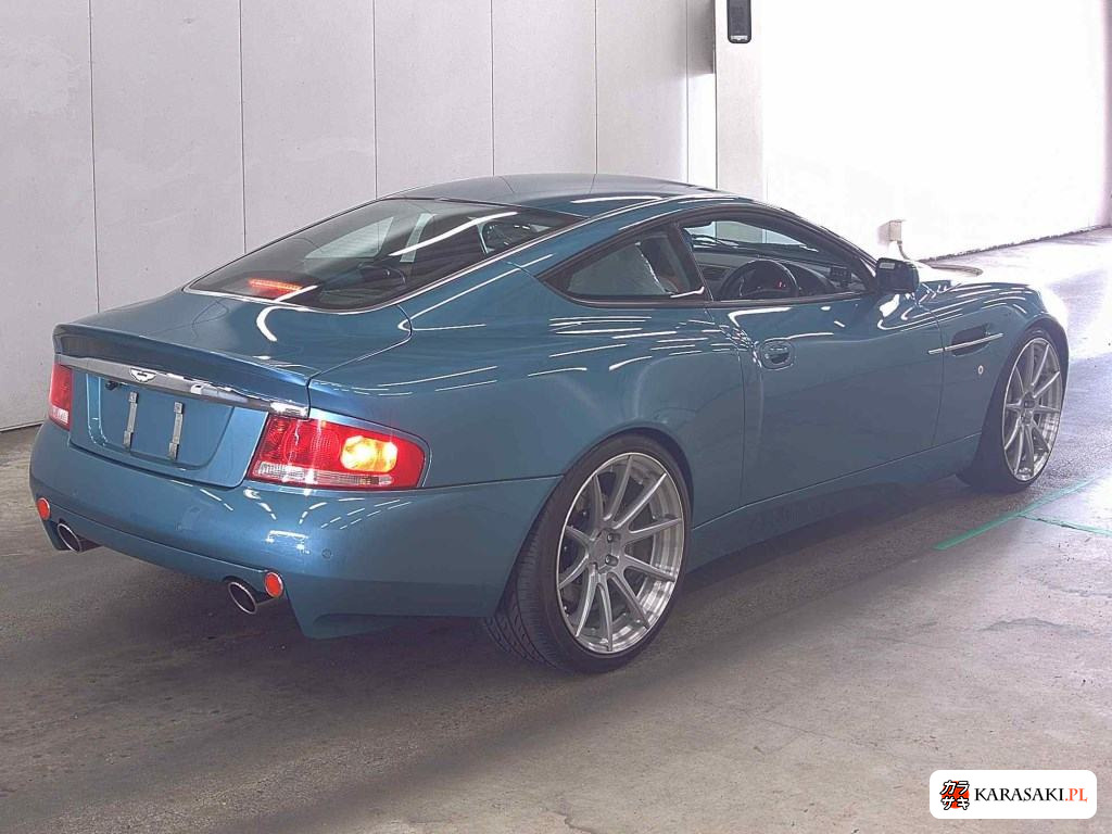 2003 Aston Martin V12 Vanquish Coupe 4