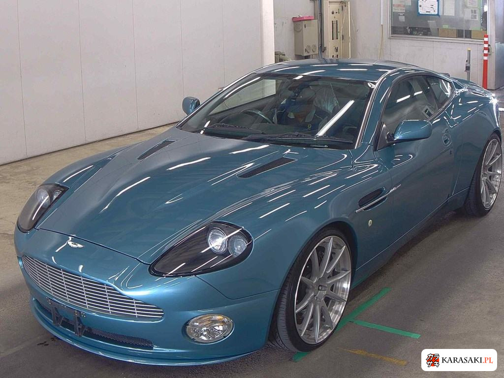 2003 Aston Martin V12 Vanquish Coupe 3