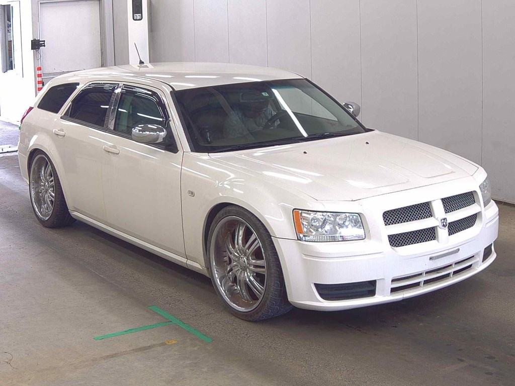 Dodge Magnum 2011 з японського аукціону