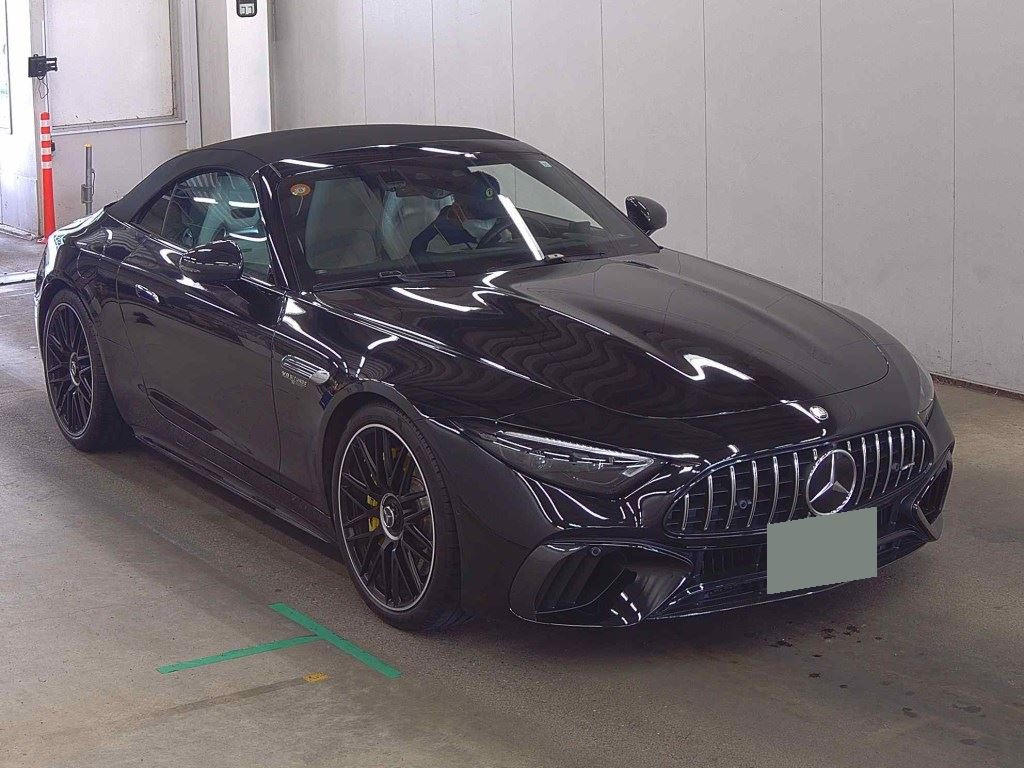 Mercedes AMG SL 2023 z aukcji japońskiej