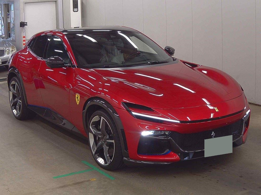 Ferrari Purosangue 2025 z aukcji japońskiej