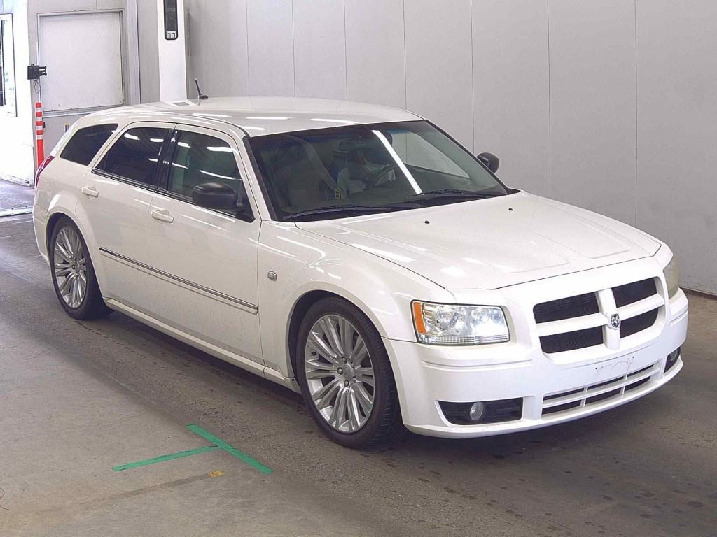 Dodge Magnum 2012 з японського аукціону