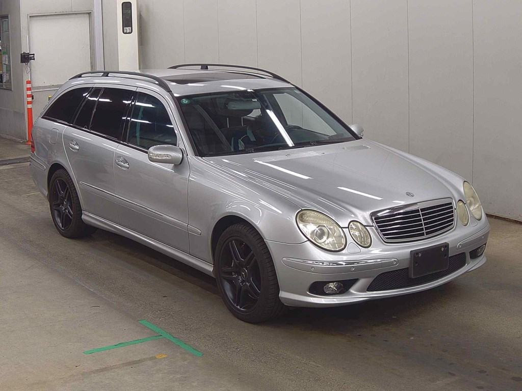 Mercedes Benz E-Class Stationwagon 2005 z aukcji japońskiej