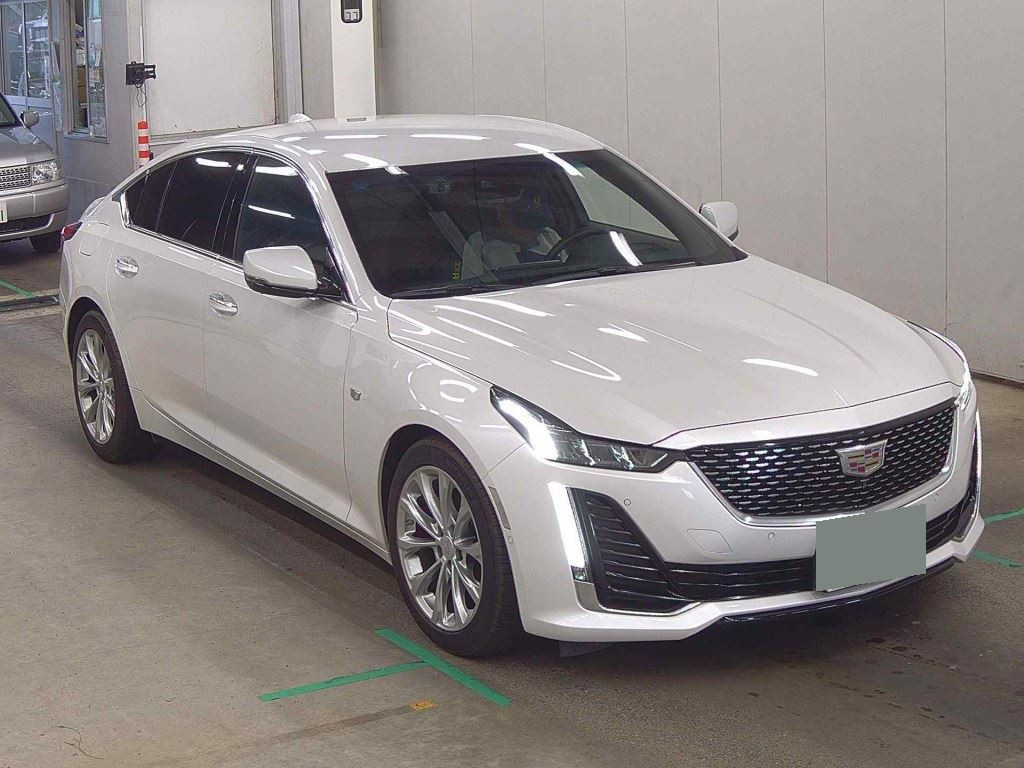 Cadillac CT5 2022 z aukcji japońskiej
