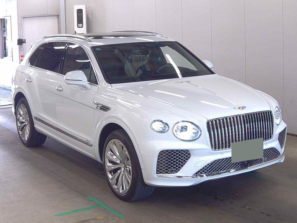 Bentley Bentayga 2025 z aukcji japońskiej