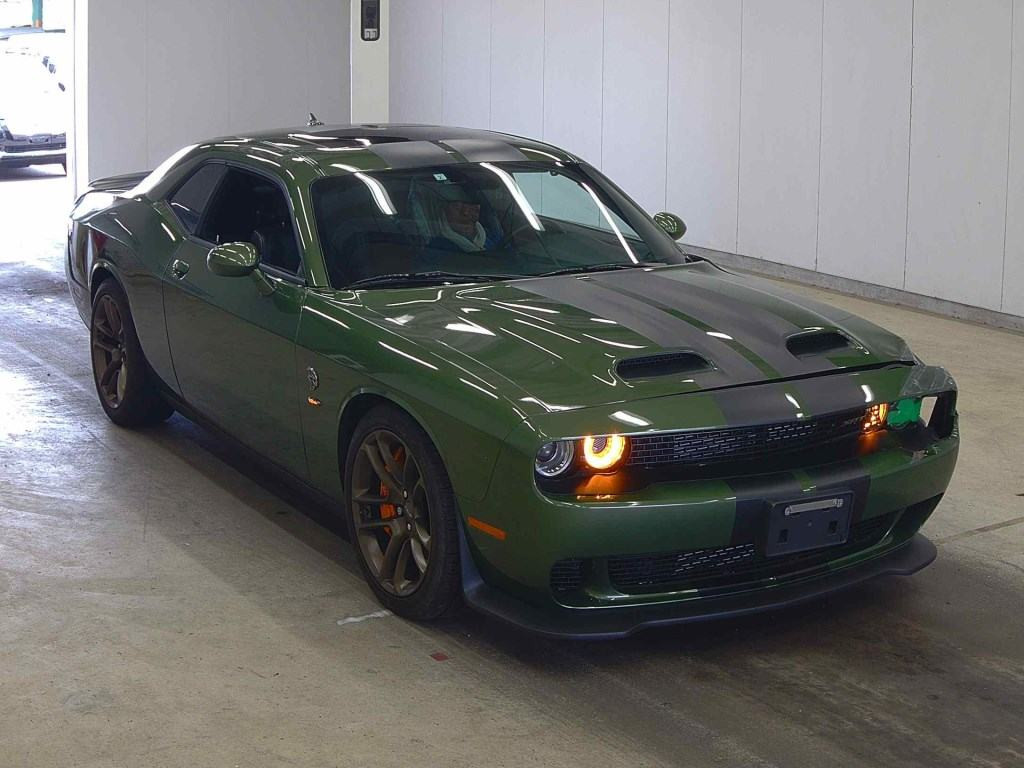 Dodge Challenger 2023 z aukcji japońskiej
