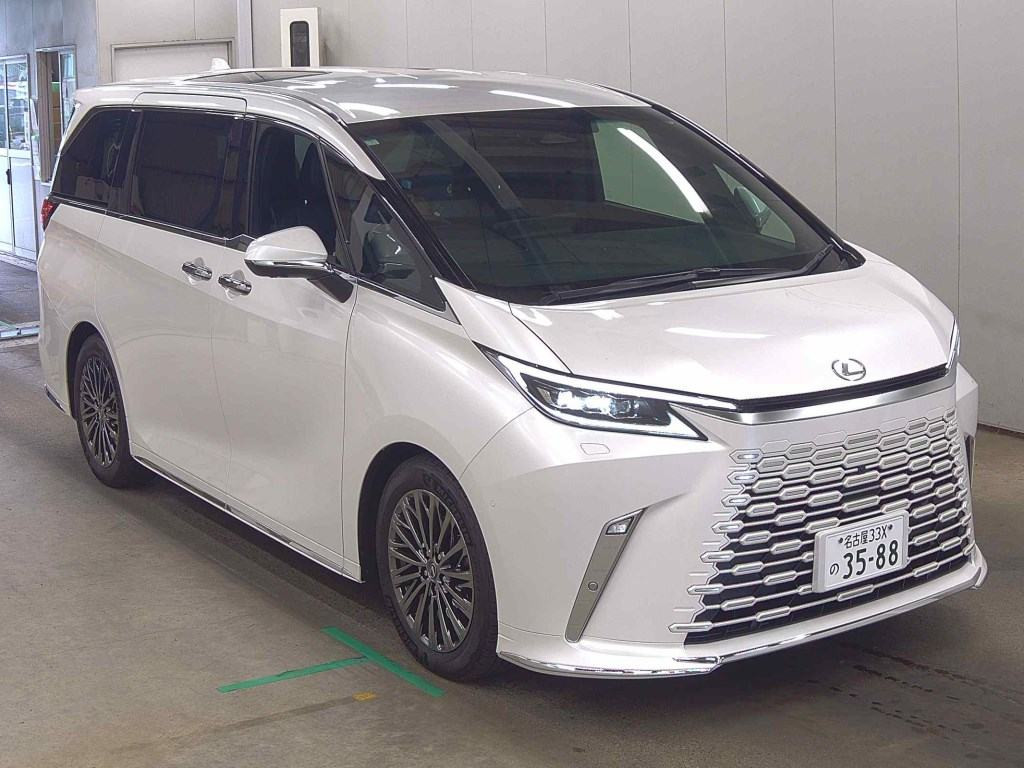 Lexus LM 2024 z aukcji japońskiej