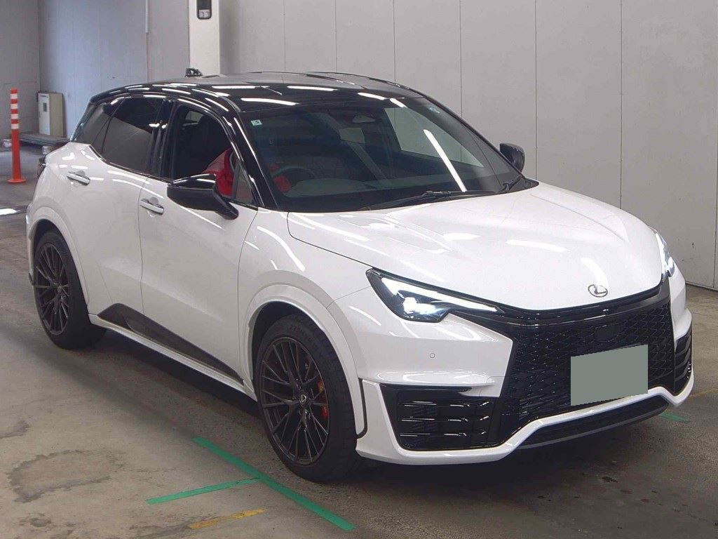 Lexus LBX 2025 z aukcji japońskiej