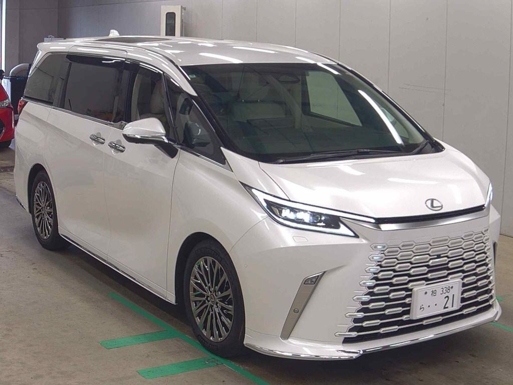 Lexus LM 2025 z aukcji japońskiej