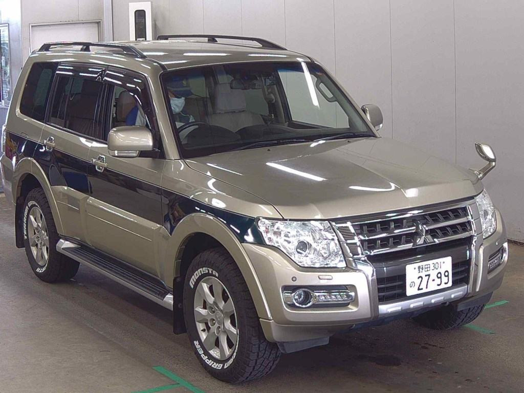 Mitsubishi Pajero 2015 z aukcji japońskiej