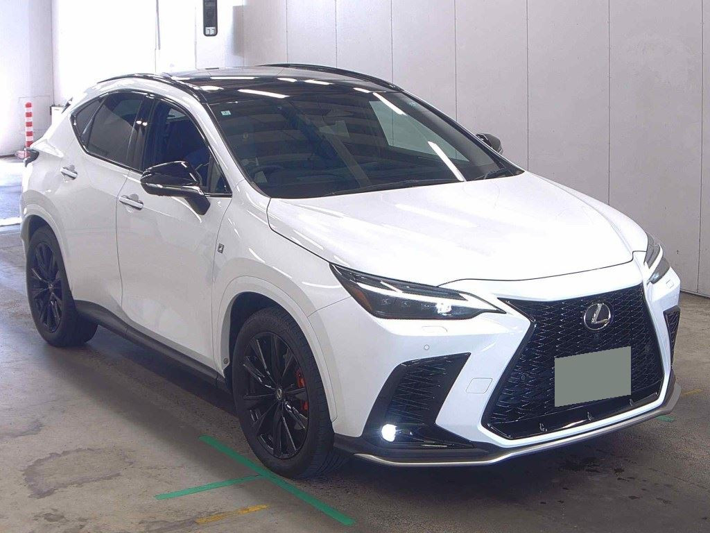 Lexus NX 2024 z aukcji japońskiej