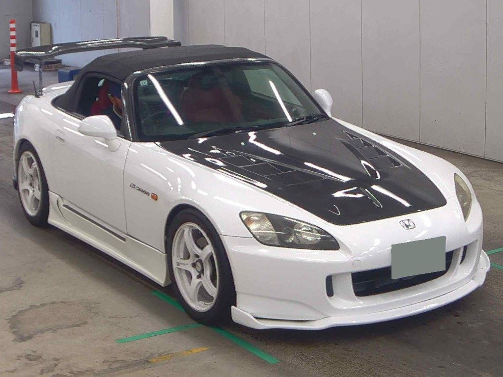 Honda S2000 2001 z aukcji japońskiej