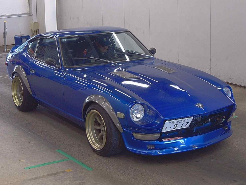 America Nissan Others 2012 z aukcji japońskiej