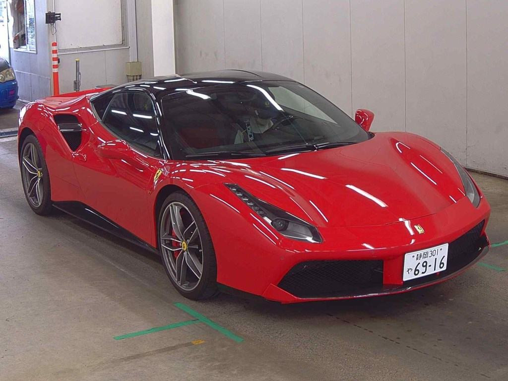 Ferrari 488 GTB 2016 z aukcji japońskiej