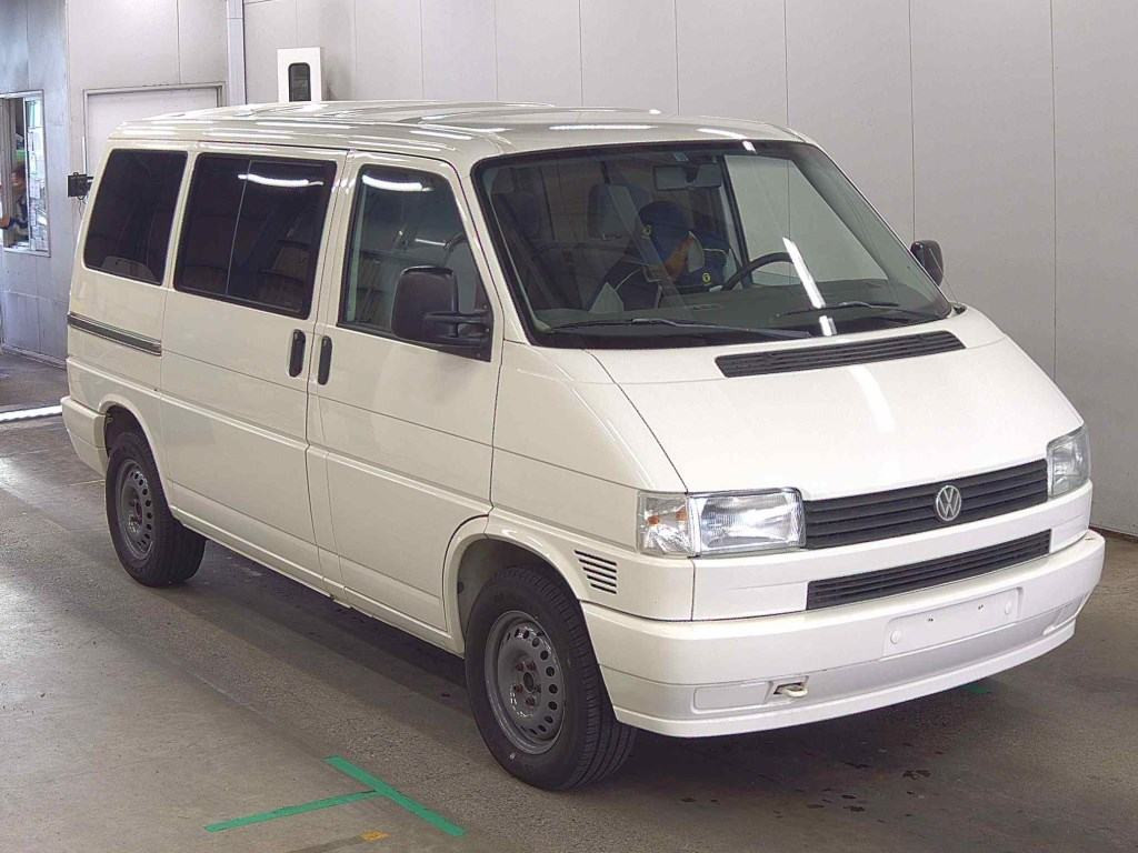 Volkswagen Vanagon 2004 z aukcji japońskiej