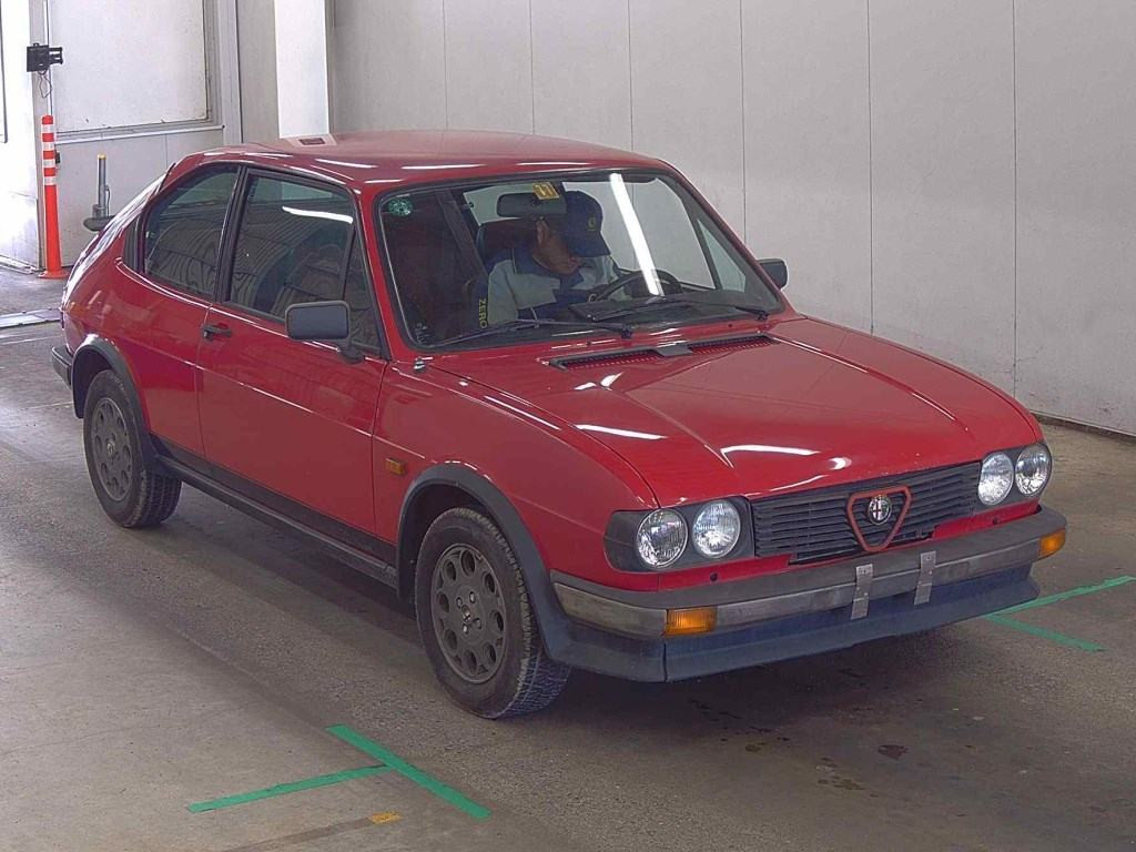 Alfa Romeo Alfasud 1984 z aukcji japońskiej